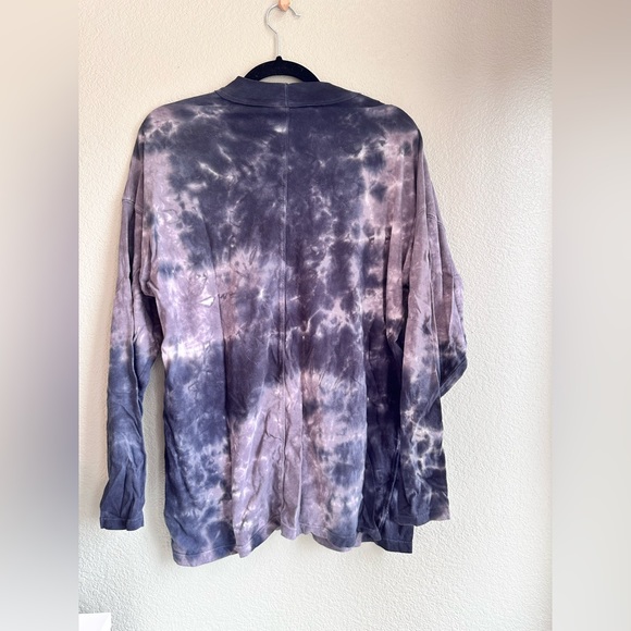 Free People Be Free Tie Dye Tee / Charcoal Oversize Long Sleeve - Picture 2 of 5